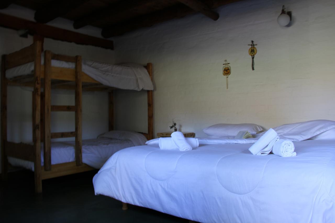 Montana Negra Hotel Aluminé Kültér fotó