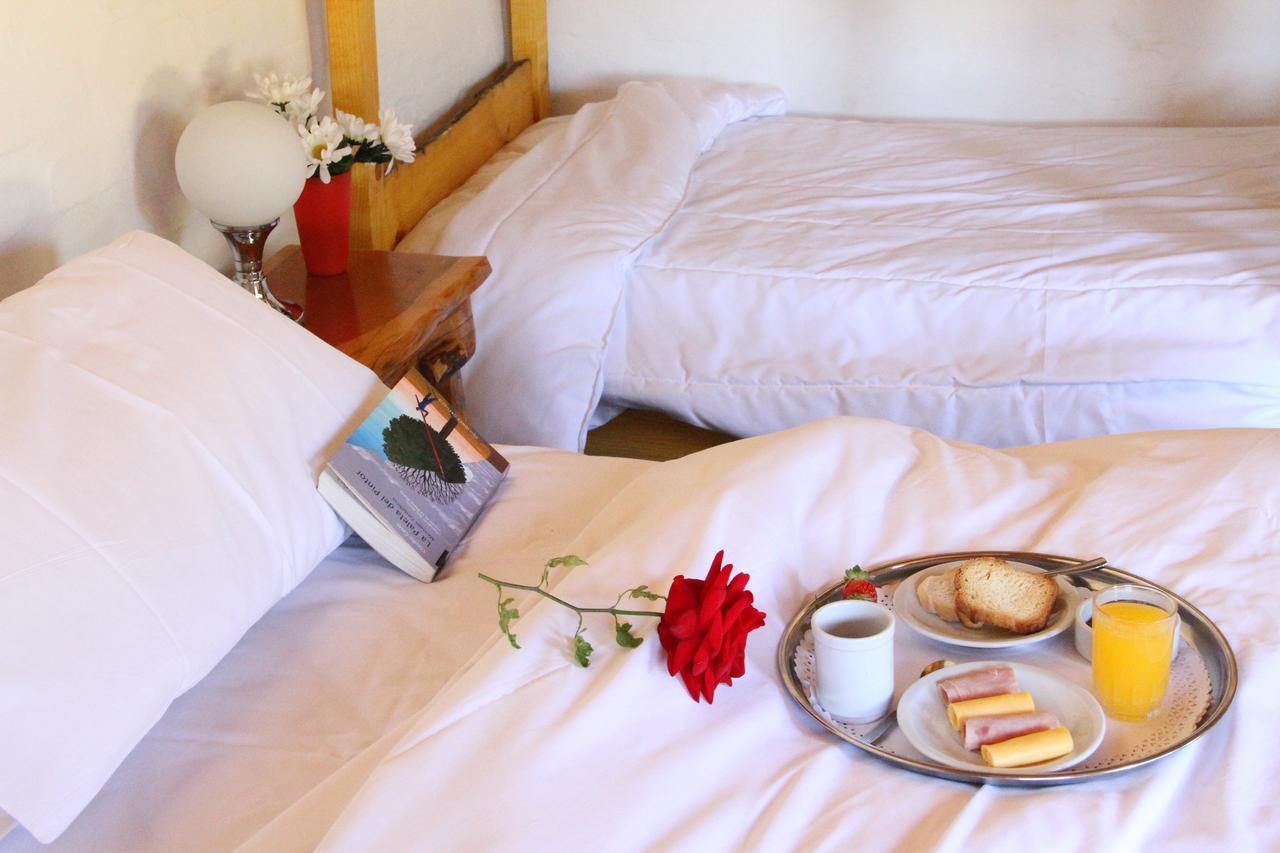Montana Negra Hotel Aluminé Kültér fotó