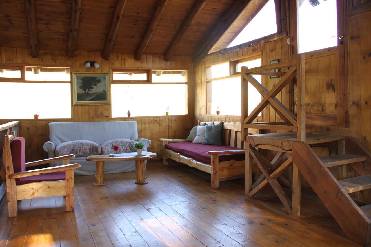 Montana Negra Hotel Aluminé Kültér fotó